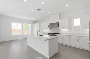 153 Apron, Irvine, CA 92618 - Photo 4
