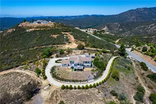 39158 Vista Del Bosque, Murrieta, CA 92562 - Photo 2