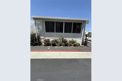 1660 Whittier Ave #4, Costa Mesa, CA 92627 - Photo 2
