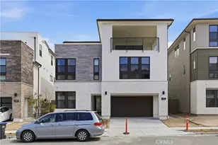 156 Apron, Irvine, CA 92618 - Photo 2