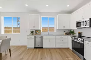 16551 Stone Pne Ln, Fontana, CA 92336 - Photo 10