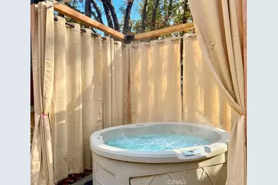 33064 Arrowbear, Running Springs, CA 92382 - Photo 18