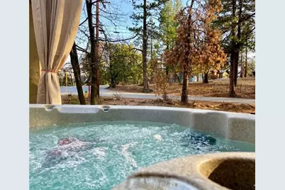 33064 Arrowbear, Running Springs, CA 92382 - Photo 2