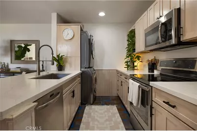 4900 Overland #326, Culver City, CA 90230 - Photo 4