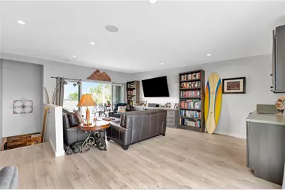 212 Hartford Avenue, Huntington Beach, CA 92648 - Photo 42