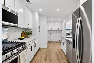 592 N Milford, Orange, CA 92867 - Photo 8