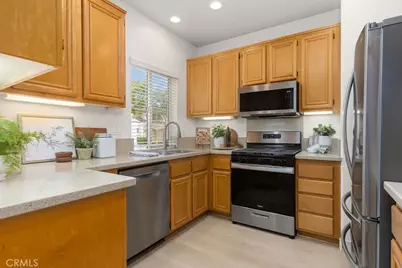 201 Cherrybrook, Irvine, CA 92618 - Photo 8