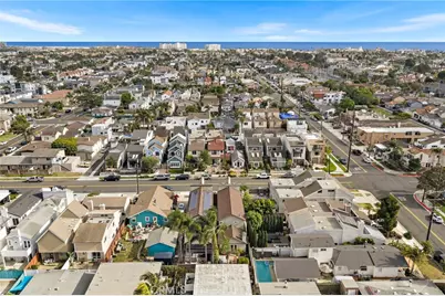 207 Memphis Avenue, Huntington Beach, CA 92648 - Photo 32