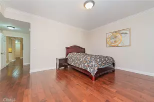 610 S Wilton Pl, Los Angeles, CA 90005 - Photo 22