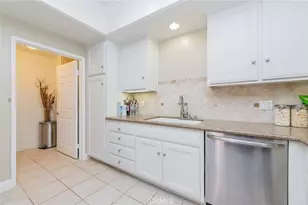 610 S Wilton Pl, Los Angeles, CA 90005 - Photo 12