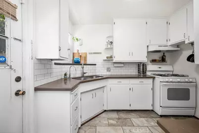 235 Termino #4, Long Beach, CA 90803 - Photo 14