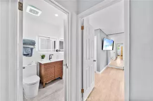 2921 S Sycamore St, Santa Ana, CA 92707 - Photo 18