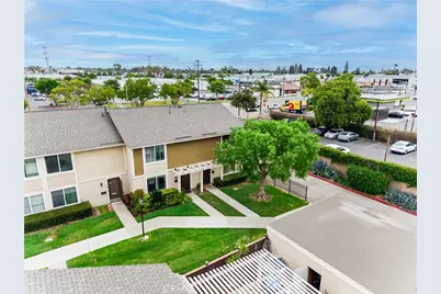 2921 S Sycamore St #E, Santa Ana, CA 92707 - Photo 36