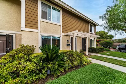 2921 S Sycamore St #E, Santa Ana, CA 92707 - Photo 2