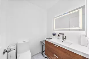 2921 S Sycamore St, Santa Ana, CA 92707 - Photo 8