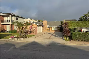 416 Aliso Ave, Newport Beach, CA 92663 - Photo 2