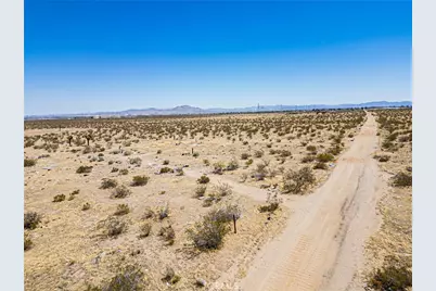 9500 Villa Street, Adelanto, CA 92301 - Photo 26