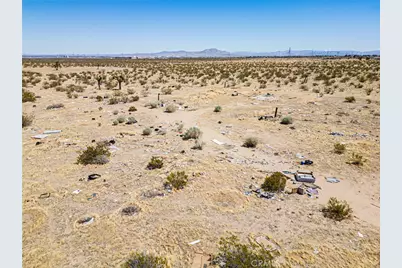 9500 Villa Street, Adelanto, CA 92301 - Photo 28