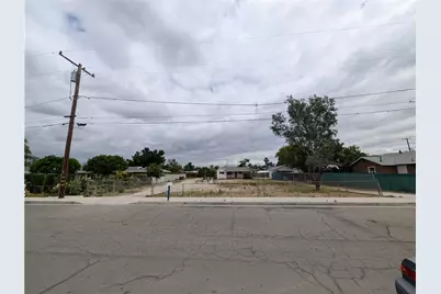 219 Maple, Colton, CA 92324 - Photo 2