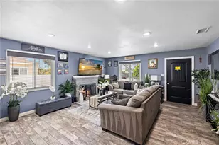 813 E Chestnut, Santa Ana, CA 92701 - Photo 8