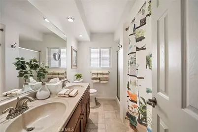 8278 Artista Drive, Huntington Beach, CA 92646 - Photo 20