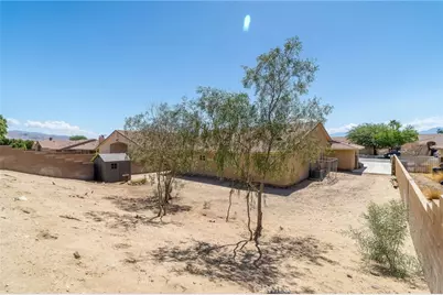 65866 Estrella, Desert Hot Springs, CA 92240 - Photo 24