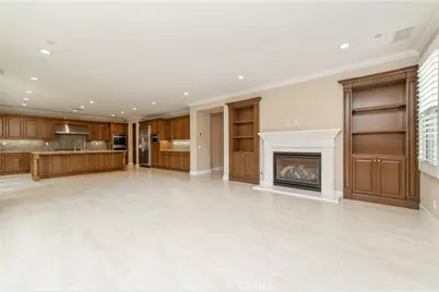 55 Hazelton, Irvine, CA 92620 - Photo 4