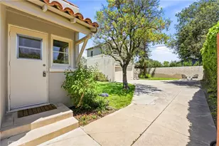 2315 Oakmont, Santa Ana, CA 92706 - Photo 28