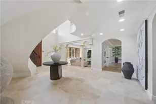 341 N June, Los Angeles, CA 90004 - Photo 16