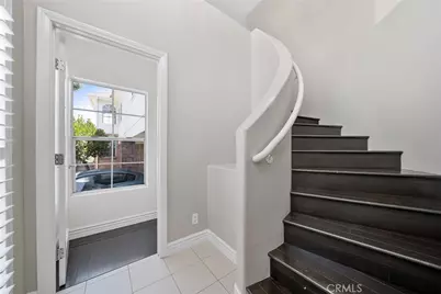 18723 Chapel Lane, Huntington Beach, CA 92646 - Photo 8