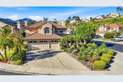 32031 Lomita, Rancho Santa Margarita, CA 92679 - Photo 2