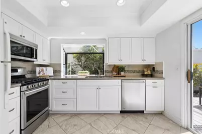 28062 Pinnacles Court, Laguna Niguel, CA 92677 - Photo 12