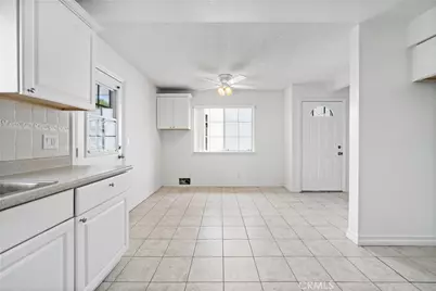 131 E 21st Street, Costa Mesa, CA 92627 - Photo 16