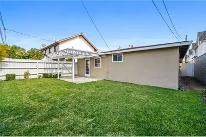 131 E 21st Street, Costa Mesa, CA 92627 - Photo 24