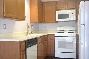 180 Greenmoor, Irvine, CA 92614 - Photo 8