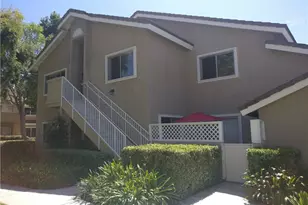 180 Greenmoor, Irvine, CA 92614 - Photo 2