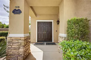 32547 Bramble Ct, Lake Elsinore, CA 92532 - Photo 2