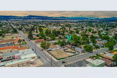 27271 Pacific St, Highland, CA 92346 - Photo 14