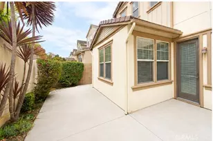 52 Shadowbrook, Irvine, CA 92604 - Photo 12