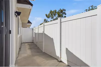 23455 #228 Caminito Lazaro, Laguna Hills, CA 92653 - Photo 22