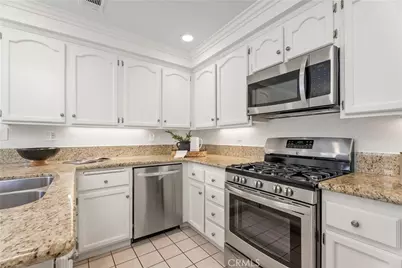 13367 Calle Antequera, Tustin, CA 92782 - Photo 18