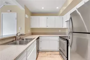 25761 Le Parc, Lake Forest, CA 92630 - Photo 14
