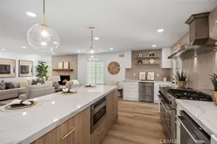 24891 Zumaya Ct, Laguna Hills, CA 92653 - Photo 2