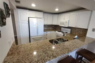 36 Woodleaf, Irvine, CA 92614 - Photo 8