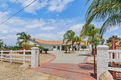 32910 Daily, Menifee, CA 92584 - Photo 4