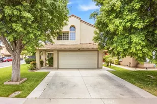 755 Spinnaker, Perris, CA 92571 - Photo 2