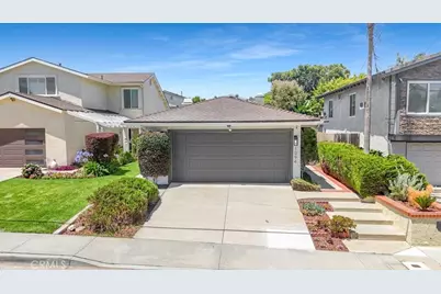 1094 Sea Bluff, Costa Mesa, CA 92627 - Photo 34