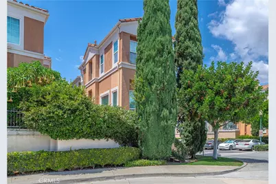 7 Medici Aisle, Irvine, CA 92606 - Photo 4