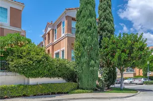 7 Medici Aisle, Irvine, CA 92606 - Photo 4