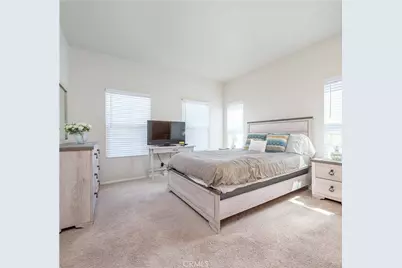 7 Medici Aisle, Irvine, CA 92606 - Photo 18